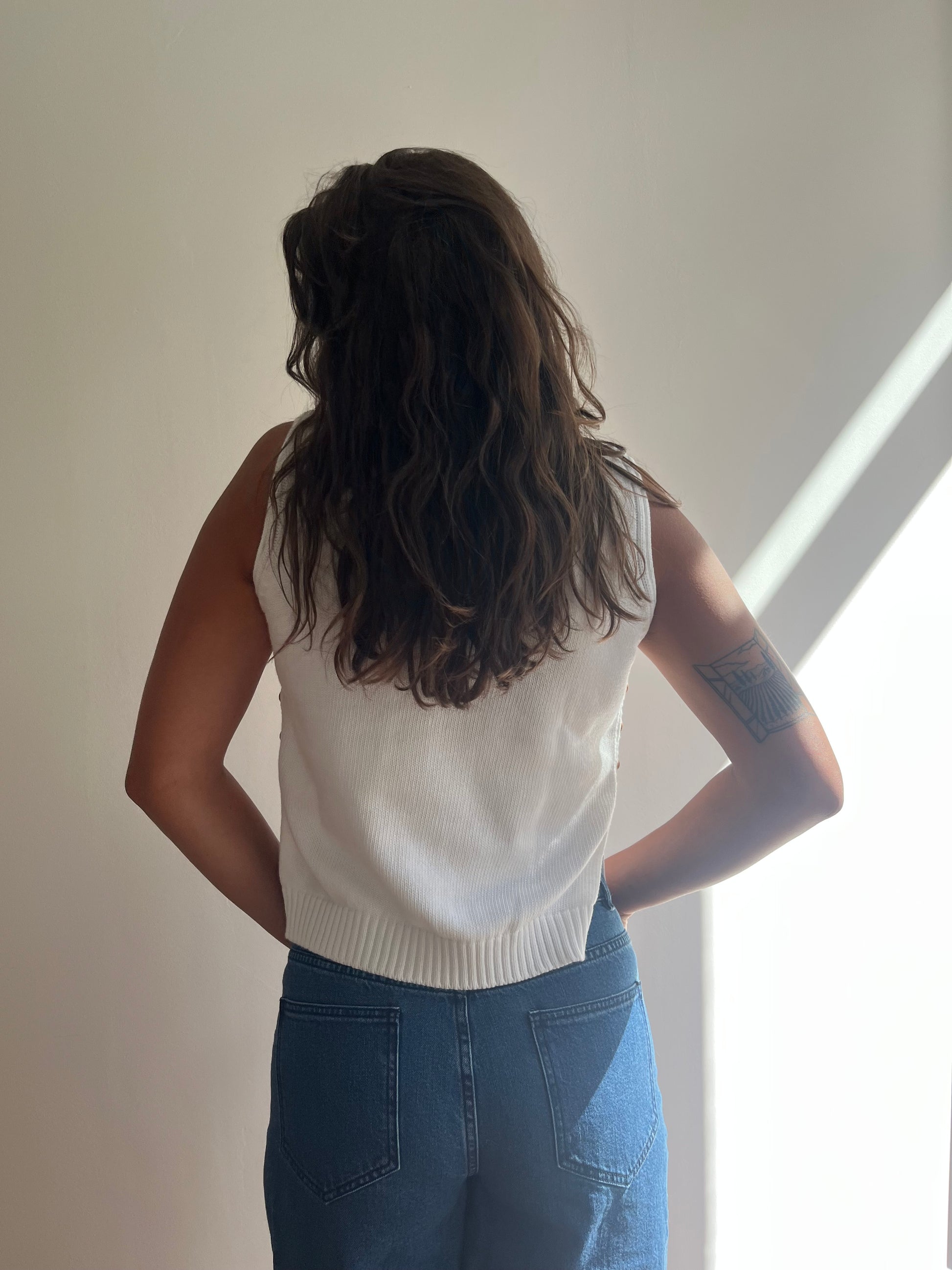 Gilet femme en coton naturel avec boutons en bois fabriqué au Portugal