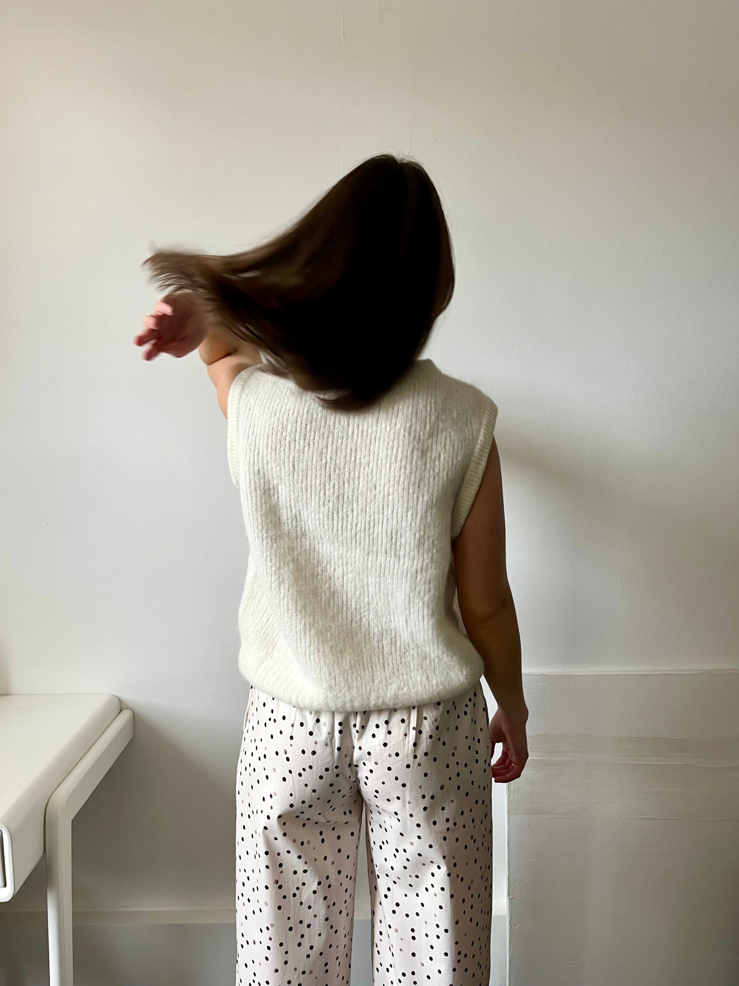 Pantalon crème à pois marron