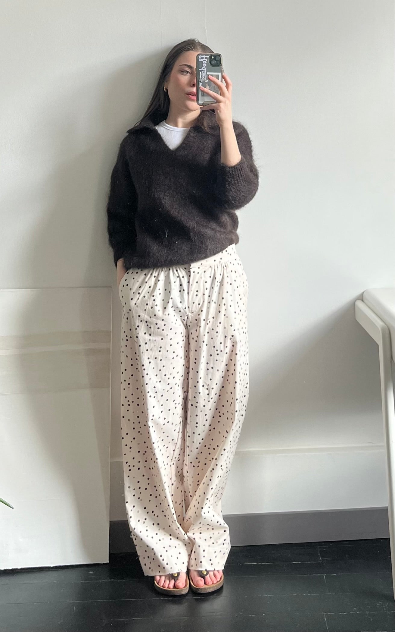 Pantalon crème à pois marron