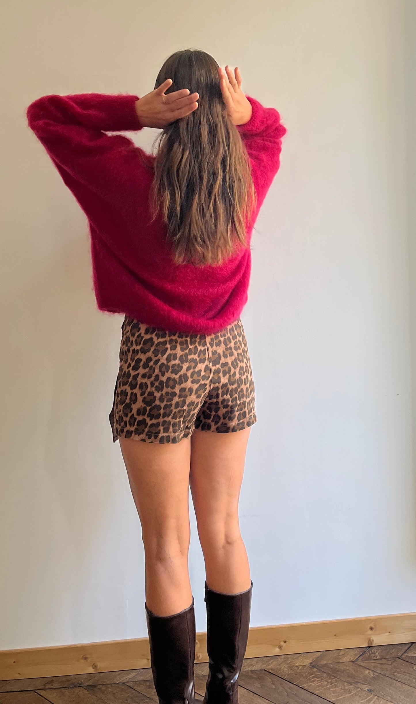 Jupe-short femme en coton à imprimé léopard, fabriquée en France – coupe droite et taille haute.